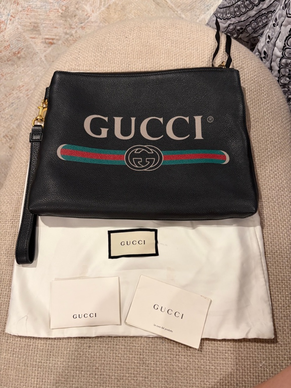 Gucci Black Leather Wrist Pouch with Beige Interior